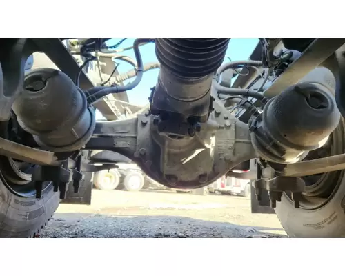 Meritor/Rockwell MT40-14X Axle Assembly, Rear