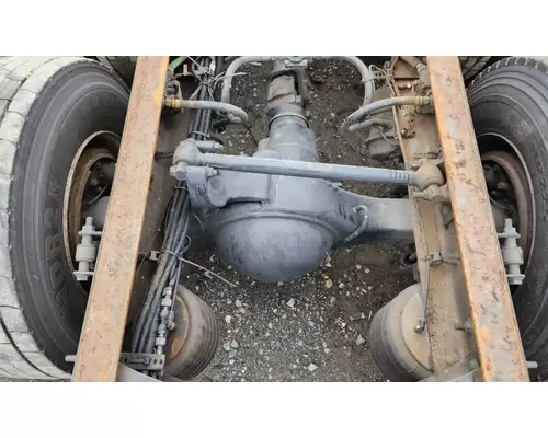Meritor/Rockwell MT40-14X Axle Assembly, Rear