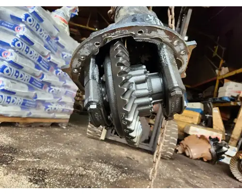 Rears (Rear) Meritor/Rockwell MT40-14X Caseyâs Truck Salvage World