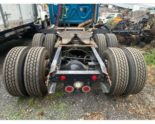 Cutoff Assembly (Housings & Suspension Only) Meritor/Rockwell MT4014X3 Complete Recycling Group LLC