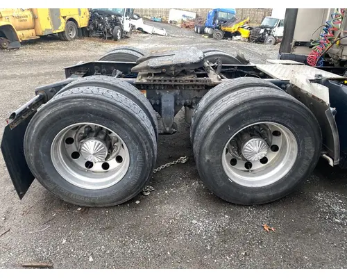 Cutoff Assembly (Housings & Suspension Only) Meritor/Rockwell MT4014X Complete Recycling Group LLC