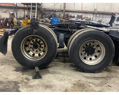 Cutoff Assembly (Housings & Suspension Only) Meritor/Rockwell MT4014X Complete Recycling Group LLC