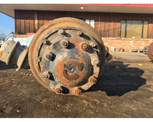 Meritor/Rockwell R170 Axle Housings (Rear)