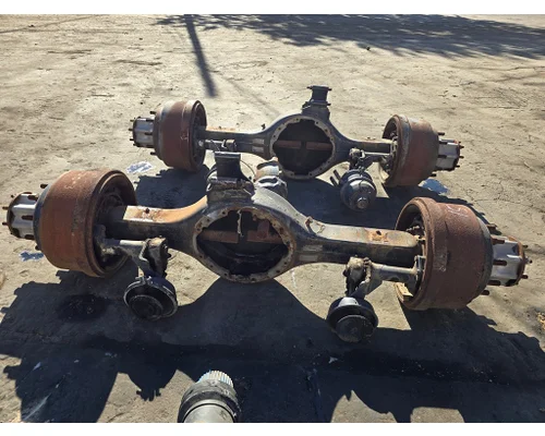 Meritor/Rockwell RD20145 Axle Housings (Front)