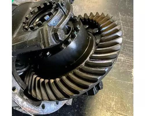 Meritor/Rockwell RD20145 Differential (Front)