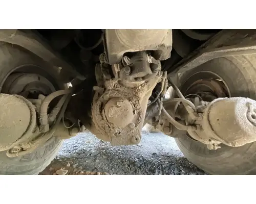 Meritor/Rockwell RD23-164 Axle Housing (Rear)