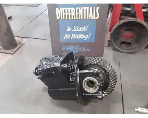 Meritor/Rockwell RD40-145 Rears (Front)