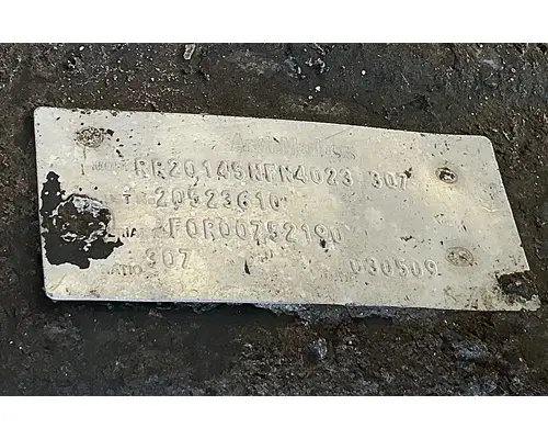 Meritor/Rockwell RR20145 Axle Housings (Rear)