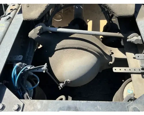 Meritor/Rockwell RS23160 Axle Housings (Rear)