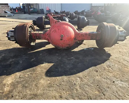 Meritor/Rockwell RS23160 Axle Housings (Rear)