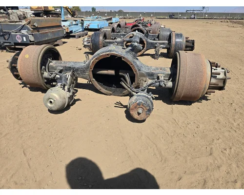 Meritor/Rockwell RS23160 Axle Housings (Rear)