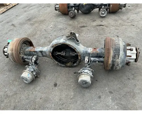 Meritor/Rockwell RS23160 Axle Housings (Rear)