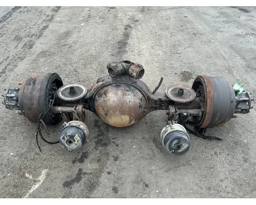 Meritor/Rockwell RS23240 Axle Housings (Rear)