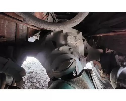 Meritor/Rockwell RS24160 Axle Housing (Rear)