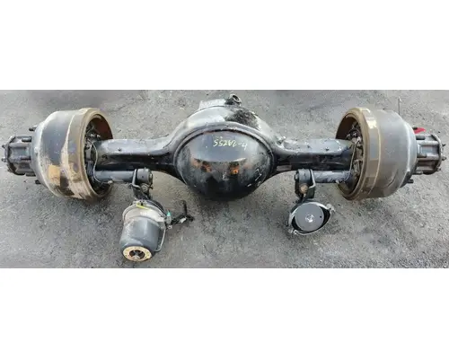 Meritor/Rockwell RS24160 Axle Housings (Rear)