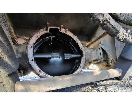 Meritor/Rockwell RS30380 Axle Housings (Rear)