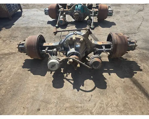 Meritor/Rockwell RSL23186 Axle Housings (Rear)