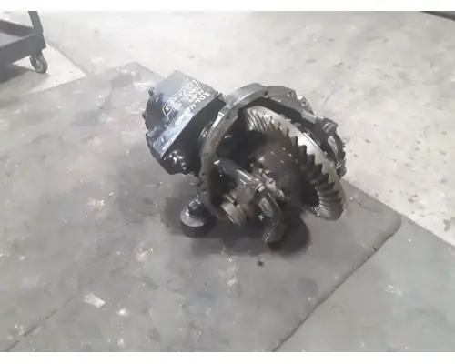 Meritor/Rockwell RT 46-160 Rears (Front)