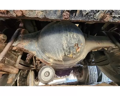 Meritor/Rockwell RT40-145P Axle Assembly, Rear