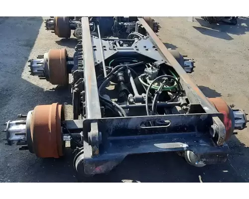 Meritor/Rockwell RT40-145P Cutoff Assembly (Housings & Suspension Only)