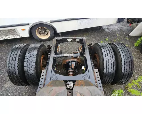 Meritor/Rockwell RT40-145 Axle Assembly, Rear