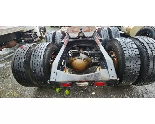 Meritor/Rockwell RT40-145 Axle Assembly, Rear