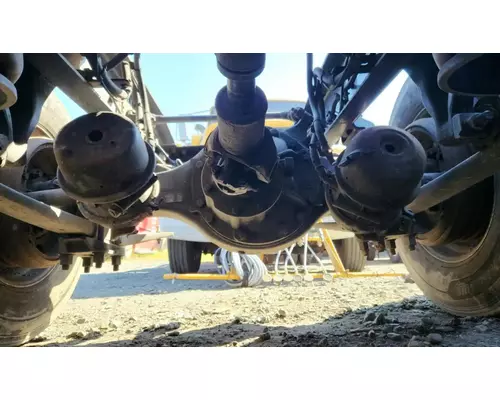 Meritor/Rockwell RT40-145 Axle Assembly, Rear