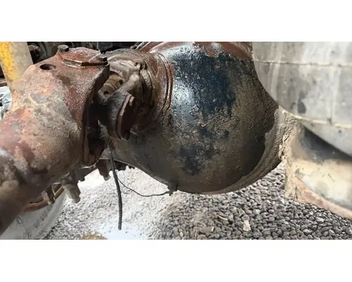 Meritor/Rockwell RT40-145 Axle Housing (Front)