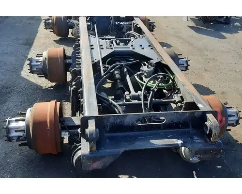 Meritor/Rockwell RT40145P Cutoff Tandem Axle