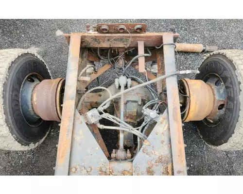 Meritor/Rockwell RT46-160 Axle Housing (Rear)