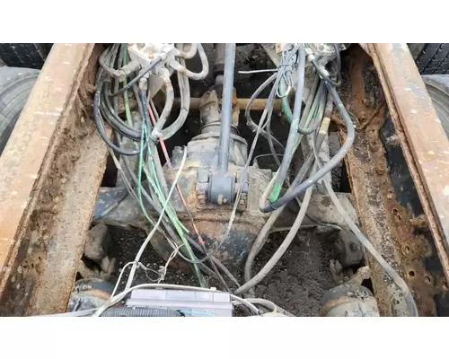 Meritor/Rockwell RT46-160 Axle Housing (Rear)