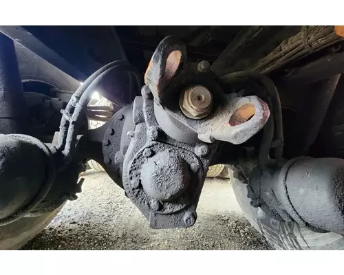 Meritor/Rockwell RT46-160 Axle Housing (Rear)