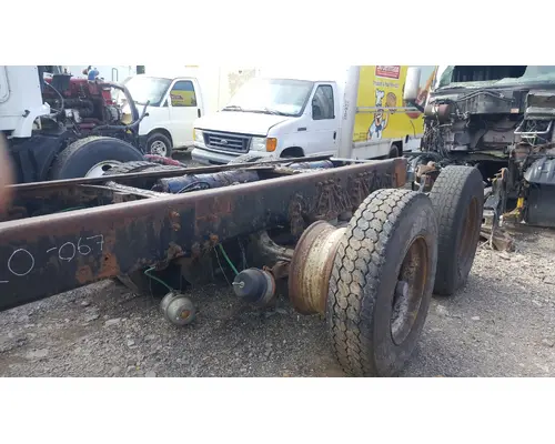 Meritor/Rockwell RT46-160 Cutoff Assembly (Housings & Suspension Only)