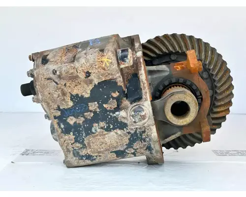 Meritor/Rockwell RT46-160 Rears (Front)