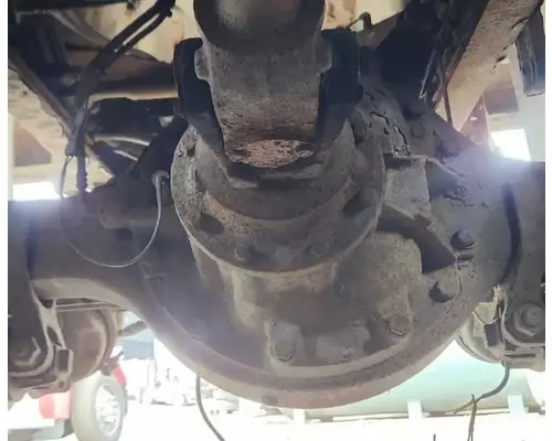 Meritor/Rockwell RT46160 P Axle Assembly, Rear