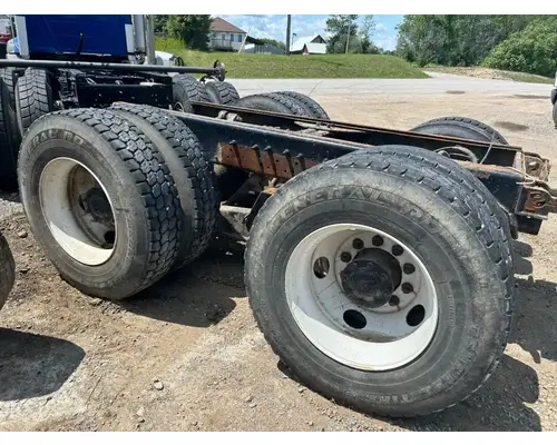 Meritor/Rockwell RT46160 P Axle Assembly, Rear