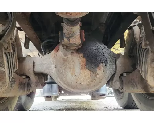 Meritor/Rockwell RT46160 P Axle Housing (Rear)