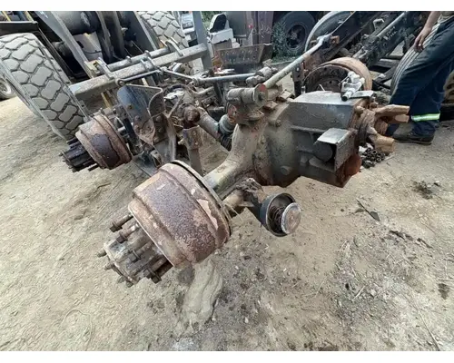Meritor/Rockwell RT46164 Axle Assembly, Rear