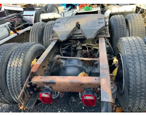 Cutoff Assembly (Housings & Suspension Only) Meritor/Rockwell RD20-145 Complete Recycling Group LLC