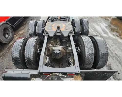 Cutoff Assembly (Housings & Suspension Only) Meritor/Rockwell RD20-145 Complete Recycling Group LLC