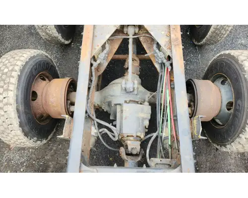 Axle Assembly, Rear (Front) Meritor/Rockwell RT46-160 Complete Recycling Group LLC