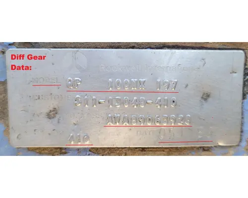 Meritor/Rockwell SQ100P Axle Housings (Front)