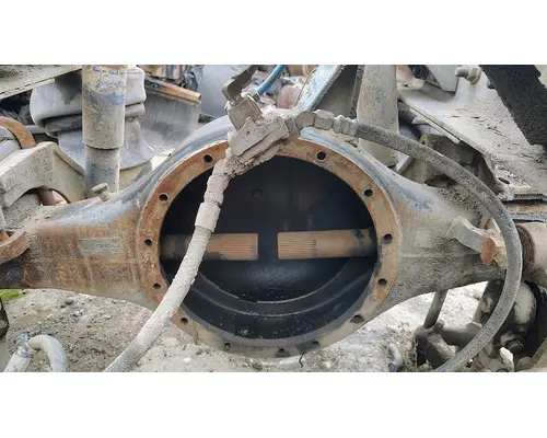 Meritor/Rockwell SQ100R Axle Housings (Rear)