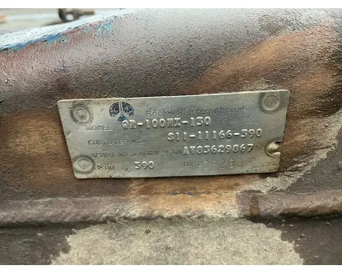 Meritor/Rockwell SQ100R Axle Housings (Rear)