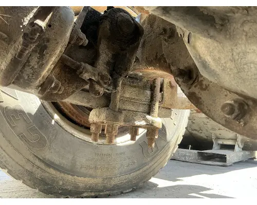 Meritor/Rockwell SQ100R Axle Housings (Rear)