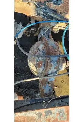 Meritor/Rockwell SQ100R Axle Housings (Rear)