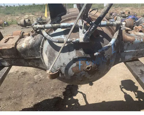 Meritor/Rockwell SQ100R Axle Housings (Rear)