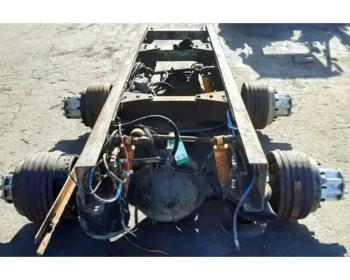 Meritor/Rockwell SQ100 Cutoff Tandem Axle