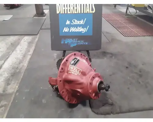 Rears (Rear) Meritor/Rockwell SQHDRR Holst Truck Parts