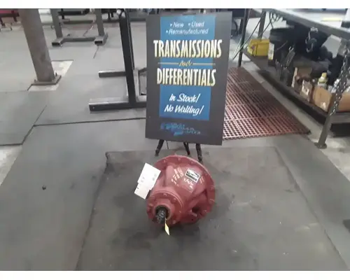 Rears (Rear) Meritor/Rockwell SQHDRR Holst Truck Parts